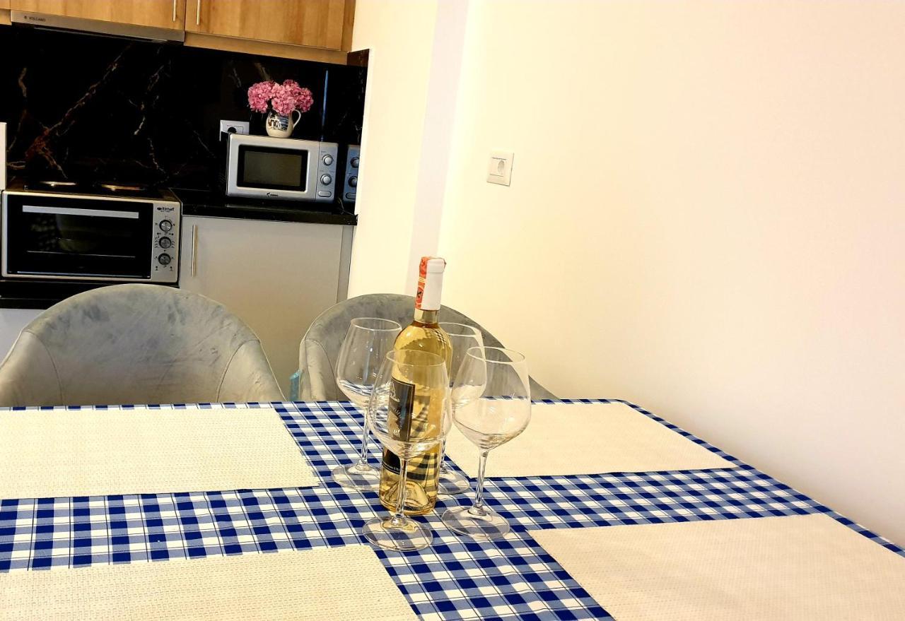 2F Saranda Apartment Eksteriør bilde