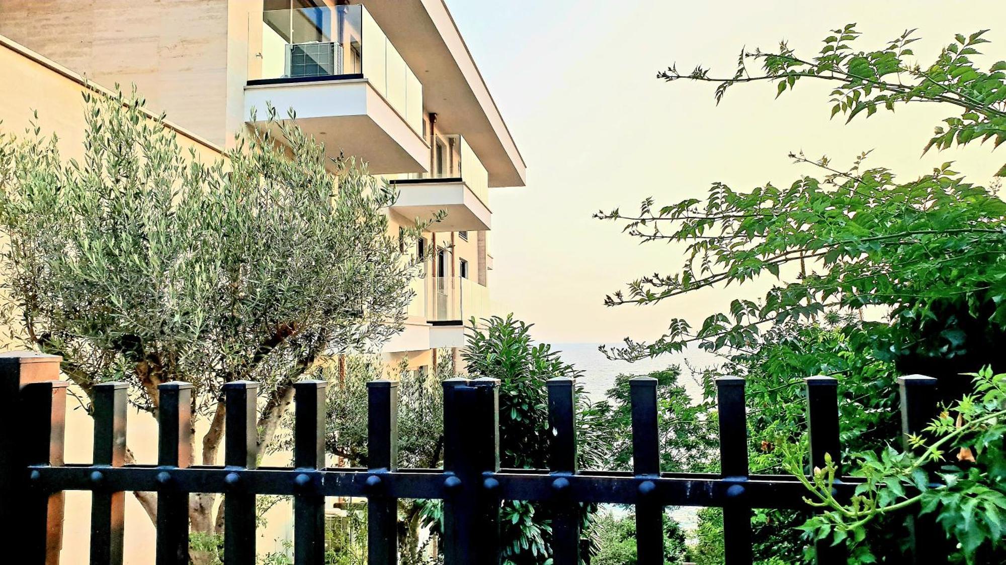 2F Saranda Apartment Eksteriør bilde